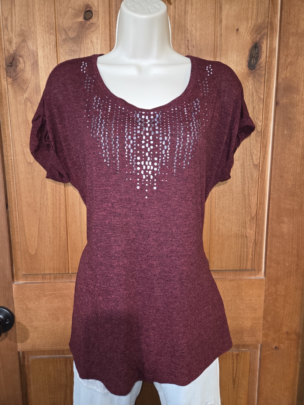 Apt.‎ 9 Maroon Short Sleeve Top with Sparkling Design